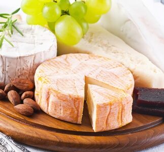 10375972 - cheese plate